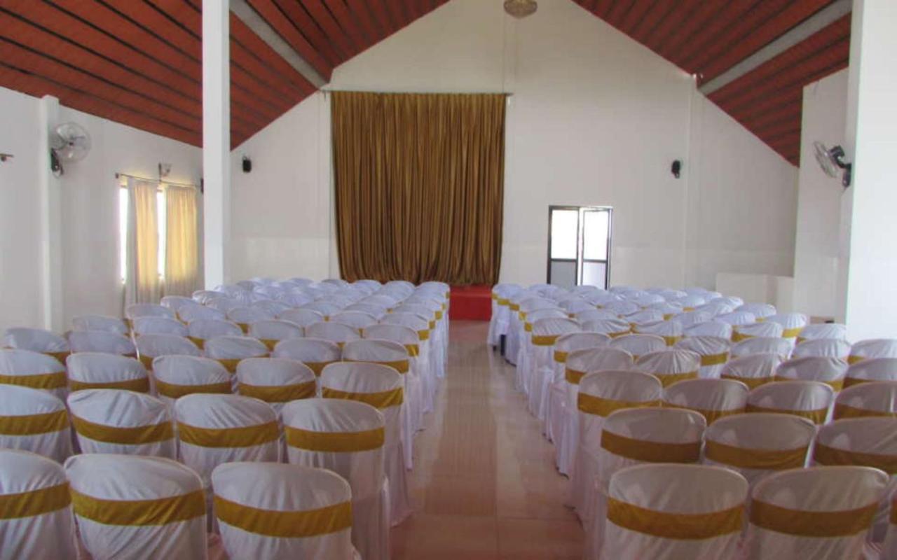 Hotel Kalyani Májszúr Kültér fotó