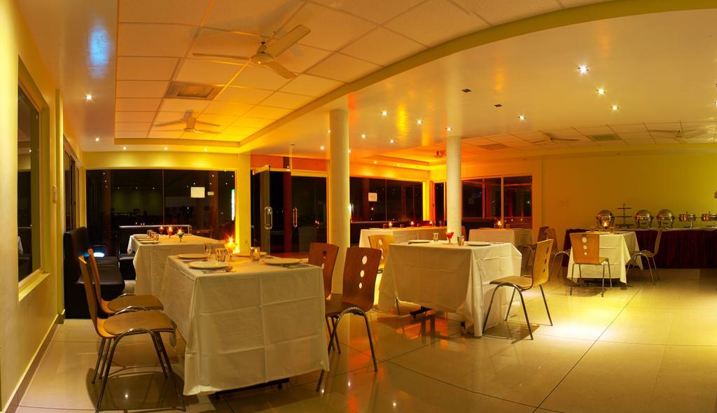 Hotel Kalyani Májszúr Kültér fotó